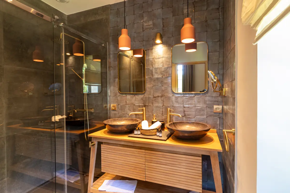 Bathroom of Olivier Guest room